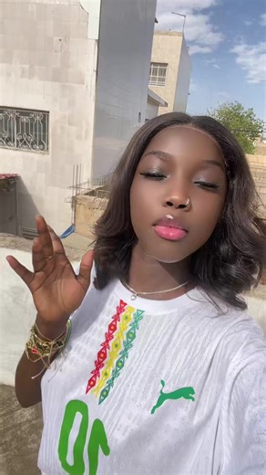 Vidéos de BBEi ASTOU~🫦🌸 (@bb___astouu) avec son original - DORA FALL 🍒💍