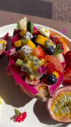 Tropical dragon fruit salad🥝🥭🫐 #shorts