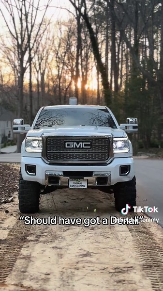 😭😭😭#bubbatruck🌾 #squatedtrucks #broken #duramax