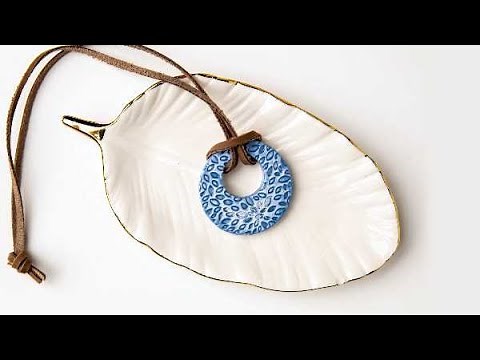 Quick Crafts | Sculpey Air-Dry Pendant | Sculpey.com