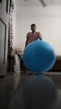 36inch Rinco Space Hopper Bouncing #rinco #36inch #noveltyisland #spacehopper #hopball #exerciseball