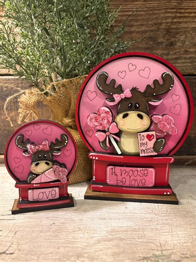 Moose Valentine Decor, Moose Snow Globe Set, Valentine Tiered Tray Decor, Cute Moose Gift, Love Decor, Winter Tabletop Decor - Etsy