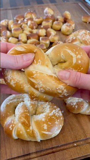 The Perfect Sourdough Soft Pretzel Recipe | Easy Sourdough Pretzels