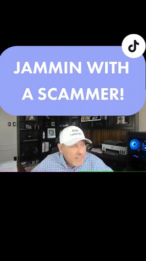 Scammer Singing Swear Words After Being Trolled