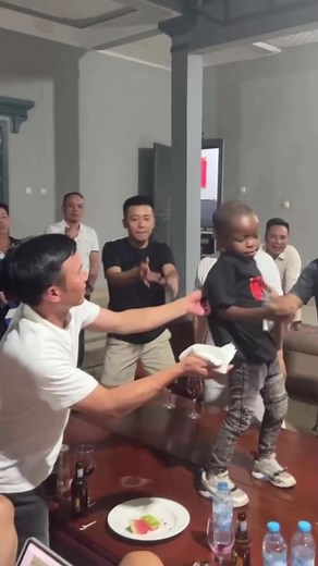 Cục vàng của các chú #phamquanglinh #quanglinhvlog #loiconchauphi #lôicon #lebaobinh #teamchauphi