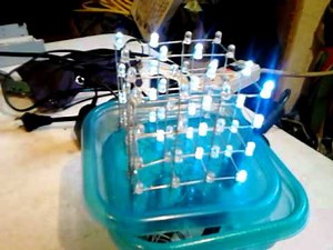 64 LED cube with 2 shift registers, arduino