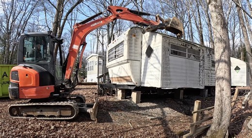 Owner Gets Sick of Rotting Vintage Camper and Calls Demolition Expert, Was It a Mistake?