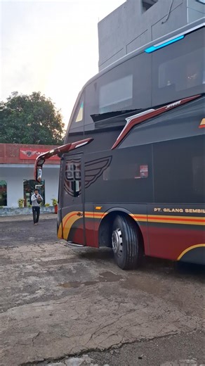 Luxury bus😍New private class juragan 99 bus [jakarta to malang] #shorts #videobus #juragan99 #bus