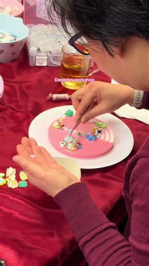 Decoden workshops 🌸 Chuangyi Club in Rotterdam 🌷✨ Check mijn instagram @chuangyiclub 🥹🌸❤️ #workshop #kinderfeestje #feest #creatief #decoden