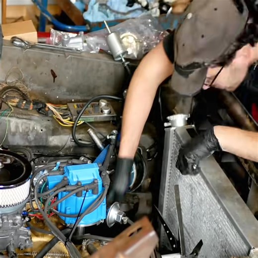 Finding-Fixing Engine Problems on a Sketchy 1978 Ford F250 (390FE) (4) | Engine Fault Repair Needed | Facebook