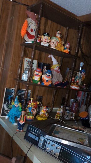 Exploring an Abandoned Mansion With a Creepy Clown Inside