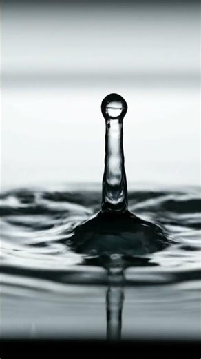 Floating Water ASMR Drop ✨💧 Soothing Calm! #Relax #ASMR #Water #Visual #Peace