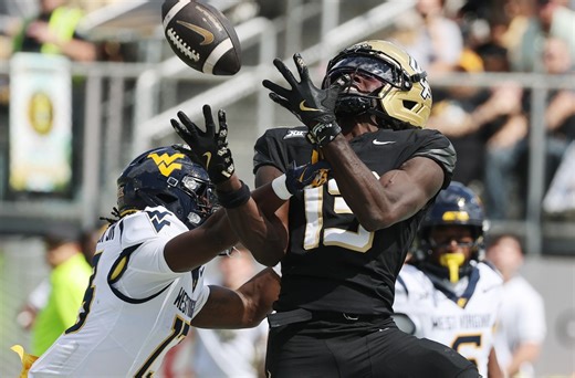 UCF snaps losing streak with romp over West Virginia