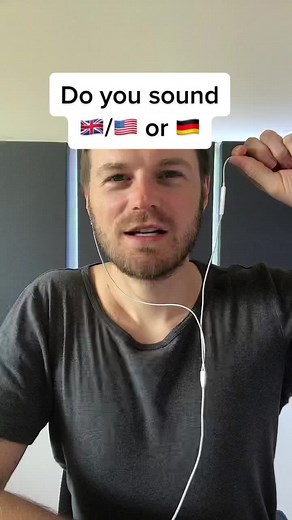 Do you sound British, American or German 🇬🇧🇺🇸🇩🇪🤔 in this video I want to answer the question ’how do you pronounce Dachshund’ or ‘how to pronounce Dachshund’ 🐾 #dachshund #germanaccent #englishvsgerman Dachs actually means badger and Hund means hound or dog. Many people in Germany call this breed simply Dackel or Teckel. If you know someone who has a Dachshund, make sure to share this video with them!