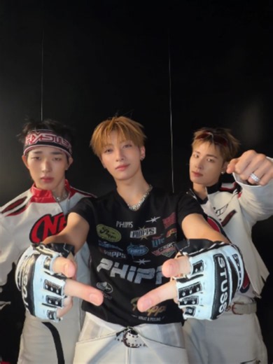 𝙃𝙤𝙥 𝙤𝙣 𝙩𝙝𝙚 𝙗𝙖𝙘𝙠 🏍️ #NEXZ #TOMOYA #YU #HARU #SAUCIN_THE_WORLD_IN_SEOUL #NEXZ_ASIA_TOUR
