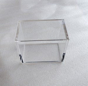 [Hot Item] Transparent Plexi Acrylic Toy Model Display Case Box with Magnetic Lid