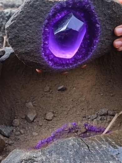 natural stones 990 (@naturalstone990)’s videos with son original - Evo Music