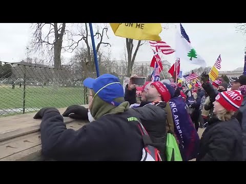 'Scaffold Commander' Harasses Police Officers