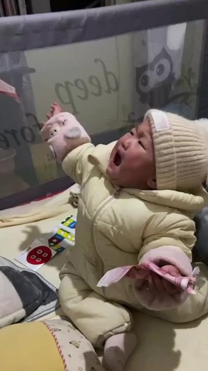 Funny Baby Reactions: Crying and Laughing Moments