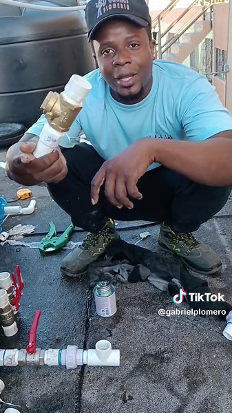 Soluciones para Aumentar la Presión de Agua y Instalar un Tinaco