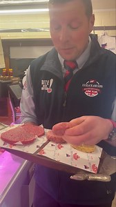 🇬🇧3 Diffrent types of burgers, which would you prefer on the BBQ???🇬🇧 #sunday #meat #burgers #meal #healthy #prep #fyp #britsh #backbritishfarming #local #vegan #supermarket #compare #followers #everyone #instagram #instagramgrowth | E V Slack & Sons - Master Butchers