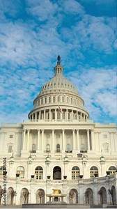Vertical time lapse video of the United states capitol building, Washington DC, USA.
