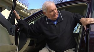 Having trouble getting out of the car? Try this small portable support handle that can be used on almost any car! It is so convenient and gives you the independence you need. You can buy it here: https://goo.gl/AqboeK | Next Deal Shop