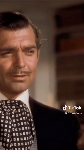 Vivian Leigh in Gone with the Wind (1939) - Old Hollywood Romance Scene