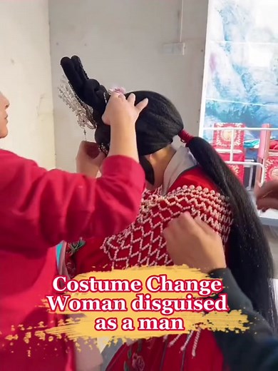 Costume Change-Woman disguised as a man#fy #fyp #foryou #foryoupage #pekingopera