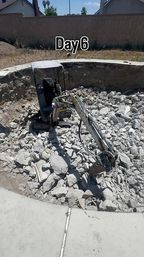 Day 6: ✌🏼Jacuzzi The crew tackled the shallow end and jacuzzi wall. We are getting there yall! #pooldemo #pool #backfill #Homeowner #houseproject #renovation #diy #contractor #chore #lifehack #love #family #backyard | Dave Medina
