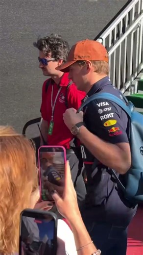 Max Verstappen arrives with his manager on race day in COTA #F1 #Formula1