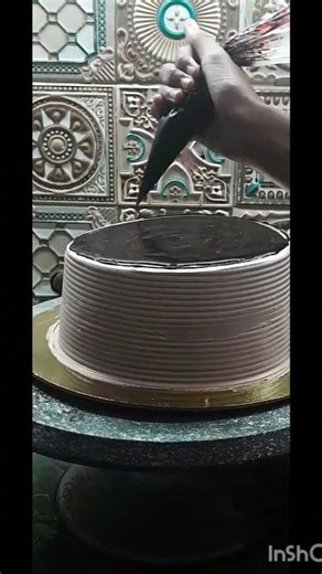 Chocolate cake dripping 🍯 | DM for order ✨️ | #homemade #youtubeshorts #smallbusiness