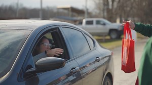 "Through the Deb and Jeff Hansen Foundation and Iowa Select Farms I'm allowed to give out the ultimate present, which is food security." Our Southern Iowa regional route visited Bedford, Diagonal, Afton and Osceola this year for Operation Christmas Meal! We had over 120 volunteers join us throughout the day to hand out pork loins and spread some Christmas cheer. ❤💚 | Iowa Select Farms