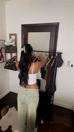 Daleini Ben on Instagram: "Fall fits 🍂💃🏽 from @peppermayo #peppermayo"