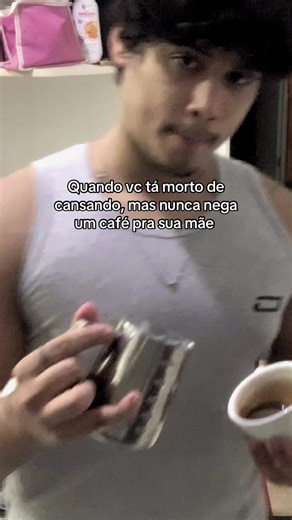 Café: O Carinho de uma Mãe e o Barista