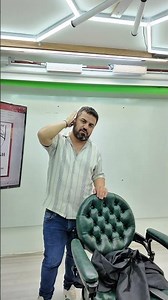 I teach hair cutting techniques using the head-guiding method. Call 05388788575 #BarberTraining #...