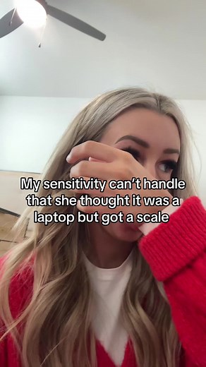 The Hilarious Laptop vs. Scale Confusion