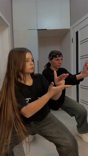 Зачем спортзалы,снимайте с детьми тренды😜😂😂😂 Кофту хоть выжимай 😂 | sports wear