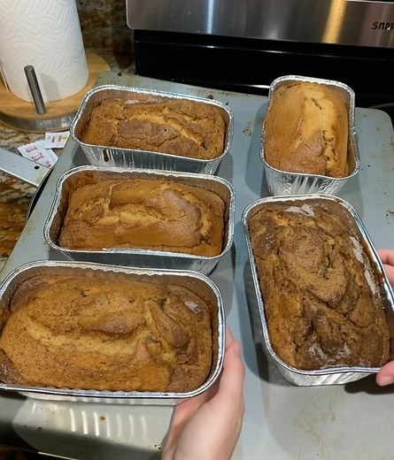 77K views · 308 reactions | Wow, I had no idea you could make bread with just 2 ingredients!. Full recipe   | Old fashioned recipe | Facebook