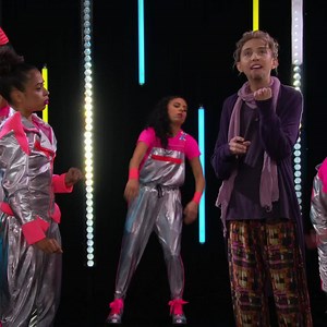 30K views · 29 shares | Liza Koshy's learning the fine art of bad dancing on Saturday's new episode  | All That | Facebook