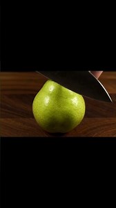 Perfect Pear Cutting 🍐 | Realistic ASMR Slice