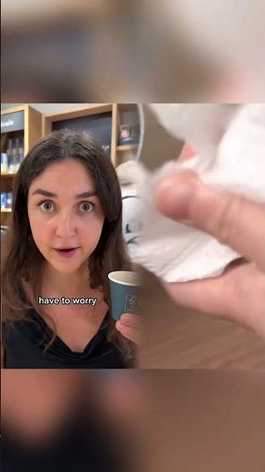 Protect the parents that still can’t Copy Paste at all cost!! 🙈 #comedyskit #mumsoftiktok #1980s