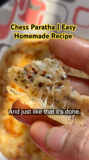 Cheese Paratha 🥳🥳| Easy Homemade Recipe #cheeseparatha #ytshorts #easyrecipe #streetfood #shorts