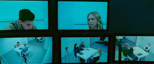 A képeslap gyilkosságok (2020)