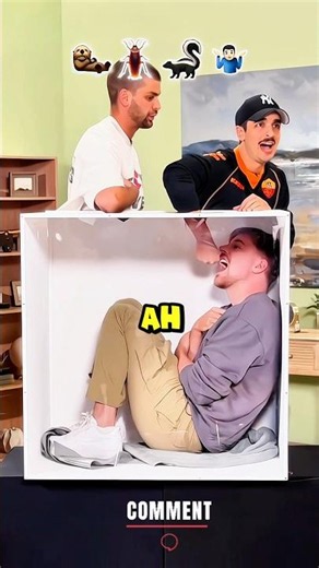 Guess What's In The Box? (Cockroaches & Skunk!) 🦦🪳
