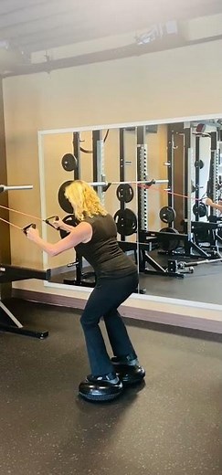 versterkende lichaamshouding oefeningen op balansballen #balans #lichaamshouding #personaltraining