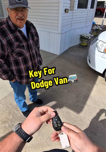 Locksmith Services: Key Programming for Dodge Caravan