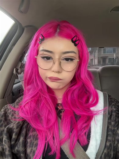 Emo and Goth Styles Without Bangs