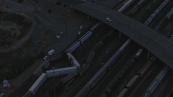 Train cars derail, catch fire in Roseville