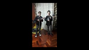 These two young men are inspirational! Here again from Italy in quarantine are 12 years Mirko & Valerio. Fantastic Violinists playing Leonard Cohens classic 'Hallelujah'! Thanks for cheering us up boys & keep safe! Check them out: https://fb.com/Mirko-E-Valerio-Violinisti-Little-Band-27924… https://instagram.com/mirkoevalerio/ Read More: https://themusicman.uk/italian-musicians/ | The Music Man